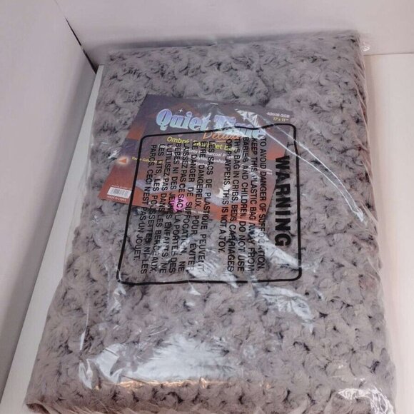 Gray Swirl Pet Cat or small Dog Bed Pillow Swirl Bed Grey 17 Inch x 11 Inch - Picture 4 of 4